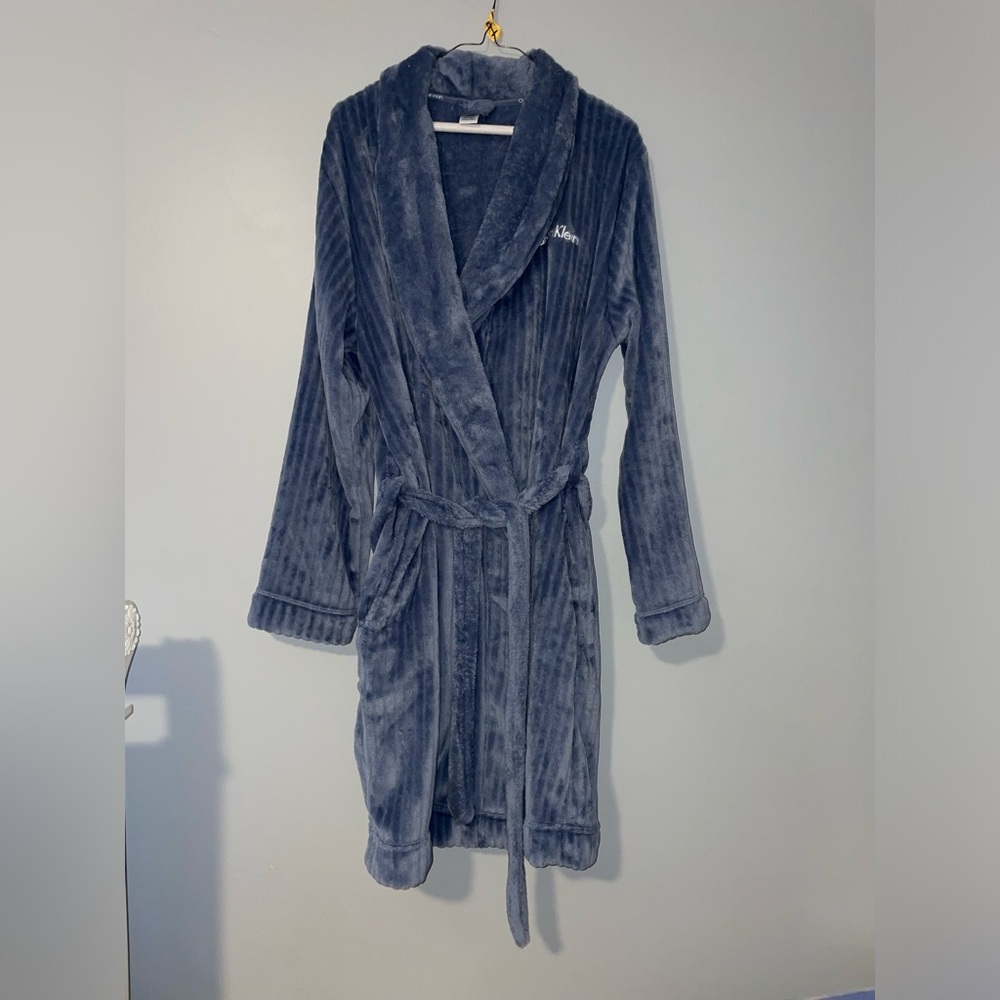 🛏️Women’s Calvin Klein Soft Blue Grey Bathrobe